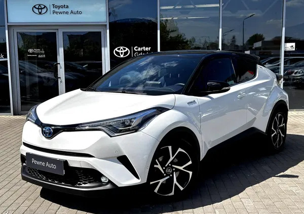 pomorskie Toyota C-HR cena 79900 przebieg: 103022, rok produkcji 2017 z Błaszki